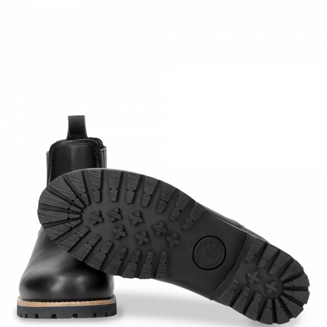 Brigitte Igloo Trav^Panama Jack Best