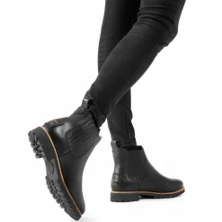 Brigitte Igloo Trav^Panama Jack Best