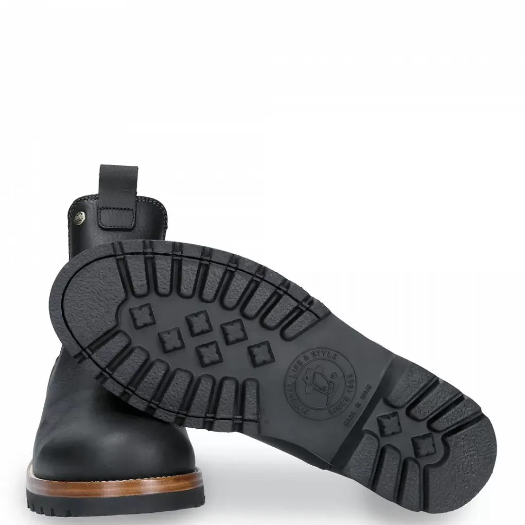 Burton Igloo^Panama Jack Clearance