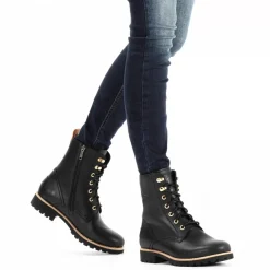 Fara Trav^Panama Jack Online