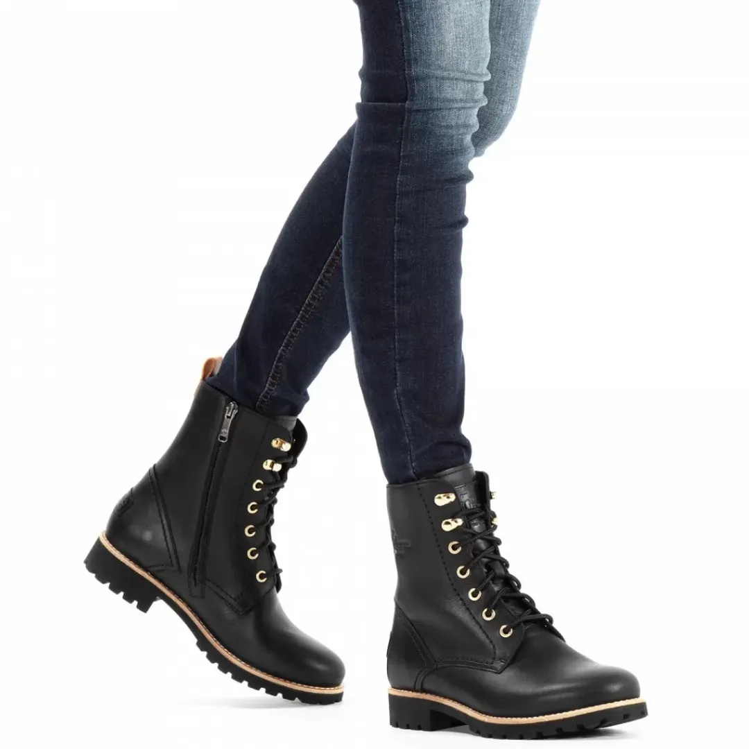 Fara Trav^Panama Jack Online