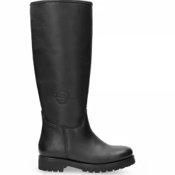 Finland Igloo^Panama Jack Best