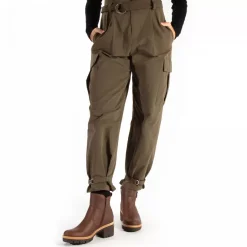 Pauline^Panama Jack Best