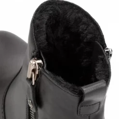 Pauline Trav^Panama Jack Hot