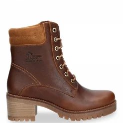 Phoebe^Panama Jack Online