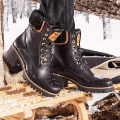 Phoebe Igloo Trav^Panama Jack Best