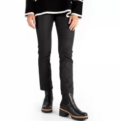 Pia Igloo Trav^Panama Jack Hot