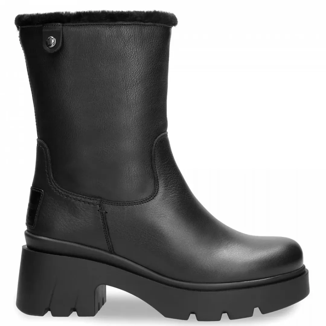 Priya^Panama Jack Online