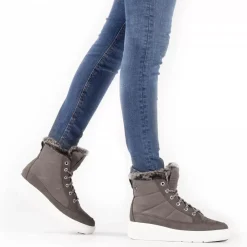 Raquel^Panama Jack Best