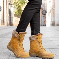 Tuscani^Panama Jack New